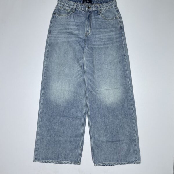 Gap Jeans P1404 Waist-30 Length-41 Bottom-12